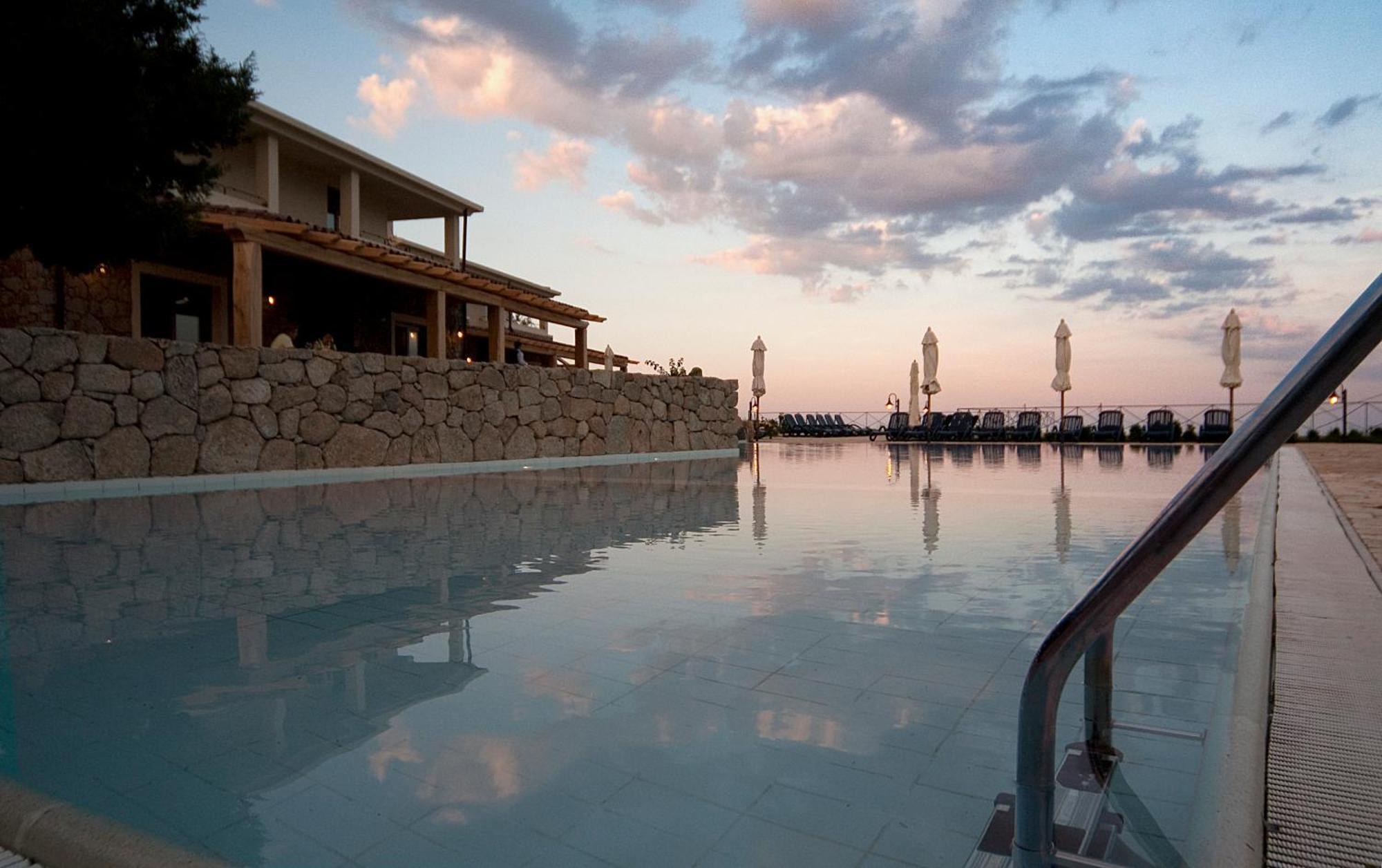 Hotel Villa Gustui Maris Cala Gonone Kültér fotó